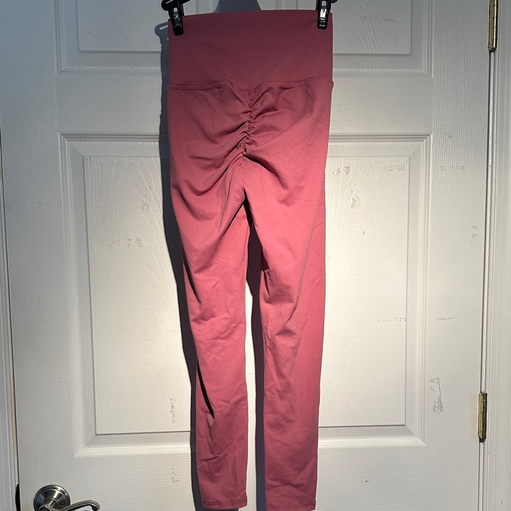 Stylish ABS2B Leggings in Rose Pink